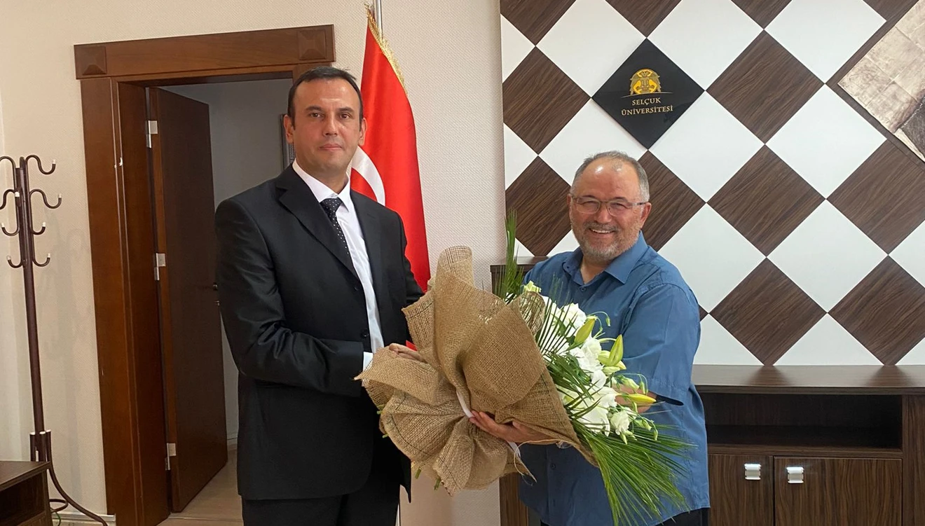 Eğitim Fakültesinde Bayrak Değişimi